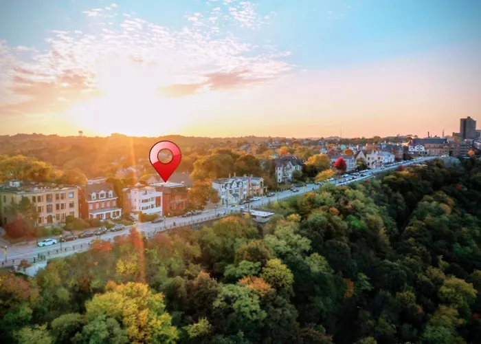 Hostwise - Grandview Balcony With Stunning Skyline Views Apartment Pittsburgh