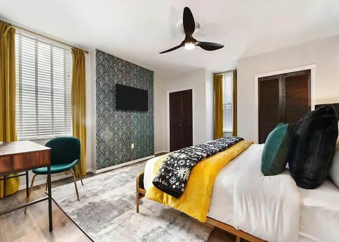 Hostwise - Grandview Balcony With Stunning Skyline Views Apartment *