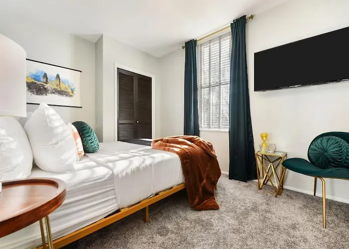 Hostwise - Grandview Balcony With Stunning Skyline Views Apartment